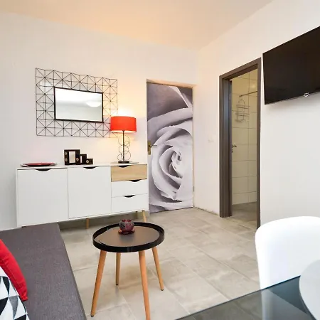 Silvija-4 By Interhome Vir