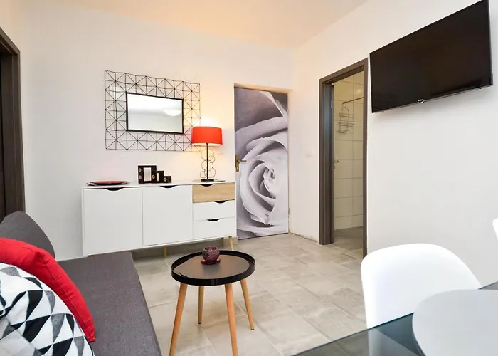 Silvija-4 By Interhome Vir